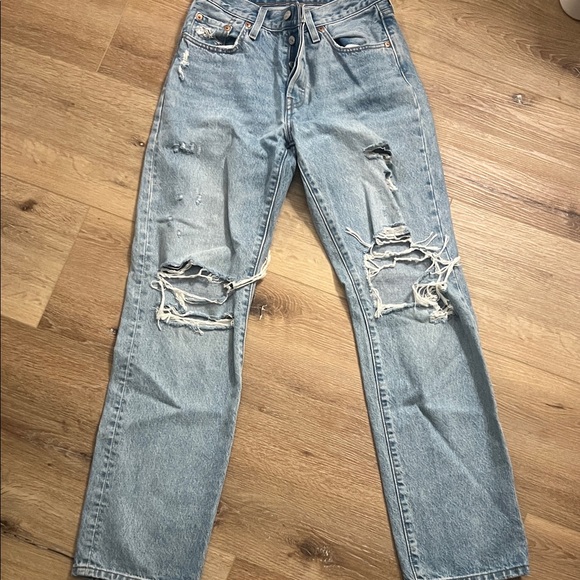 Levi's Light Blue Distressed Straight Jeans - Picture 1 of 3